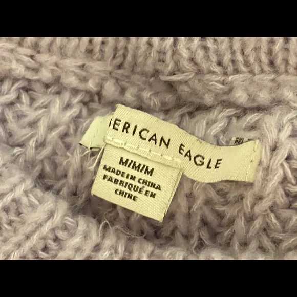 sweater - Picture 4 of 4